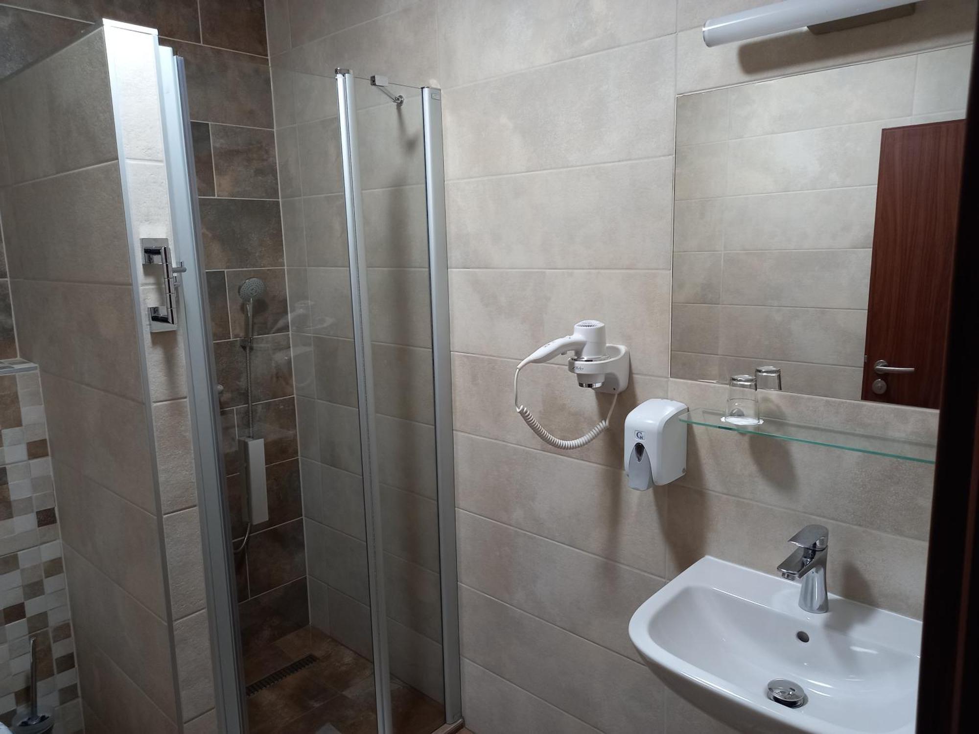 Velké Bílovice Penzion A Restaurace U Hroznu מראה חיצוני תמונה