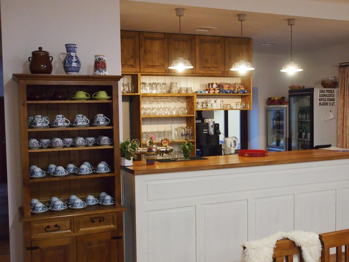 Velké Bílovice Penzion A Restaurace U Hroznu מראה חיצוני תמונה